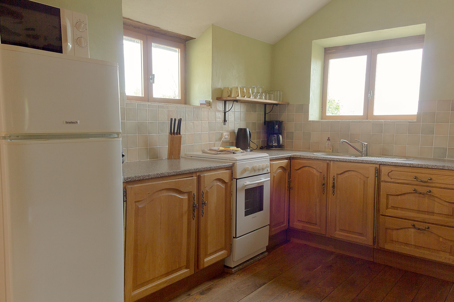 lasinglariei-kitchen gîte kitchen